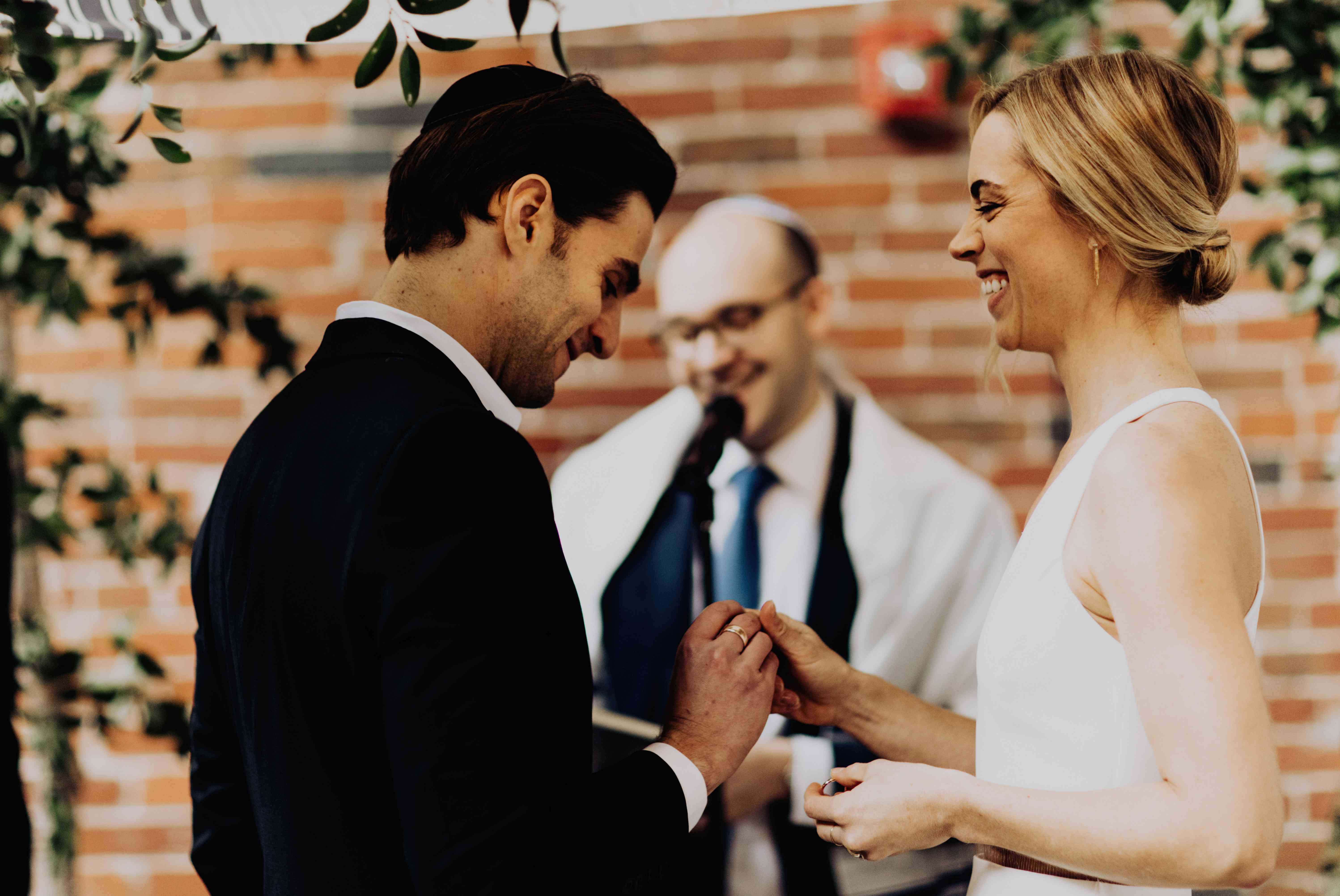 <p>交换环</ p> <br> <br> <br>