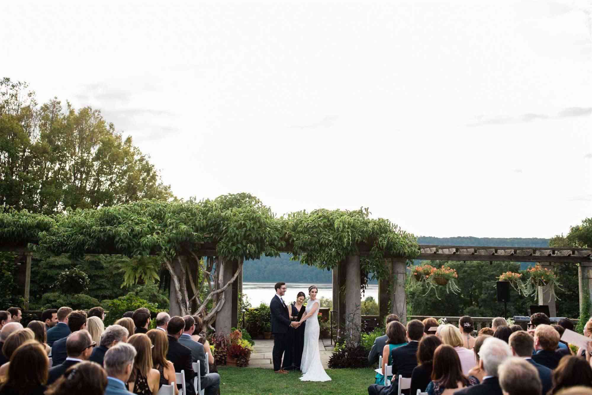 伊莱恩·乔希波山公共花园NYC