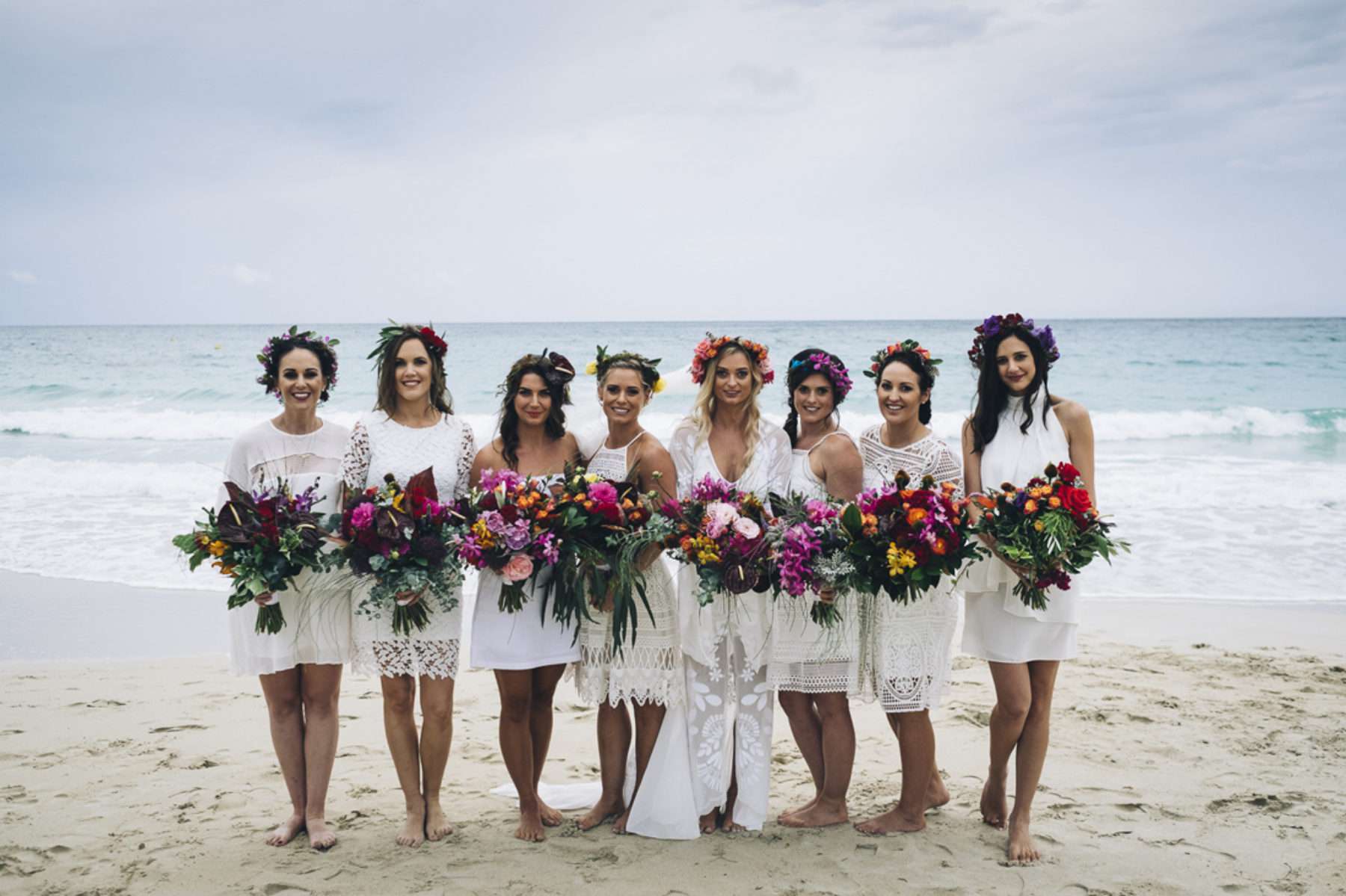 在海滩上的新娘党