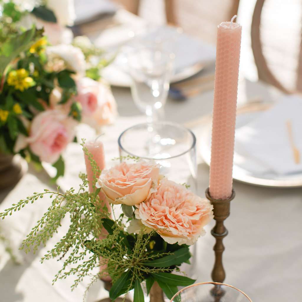 春季婚礼花的中心装饰品