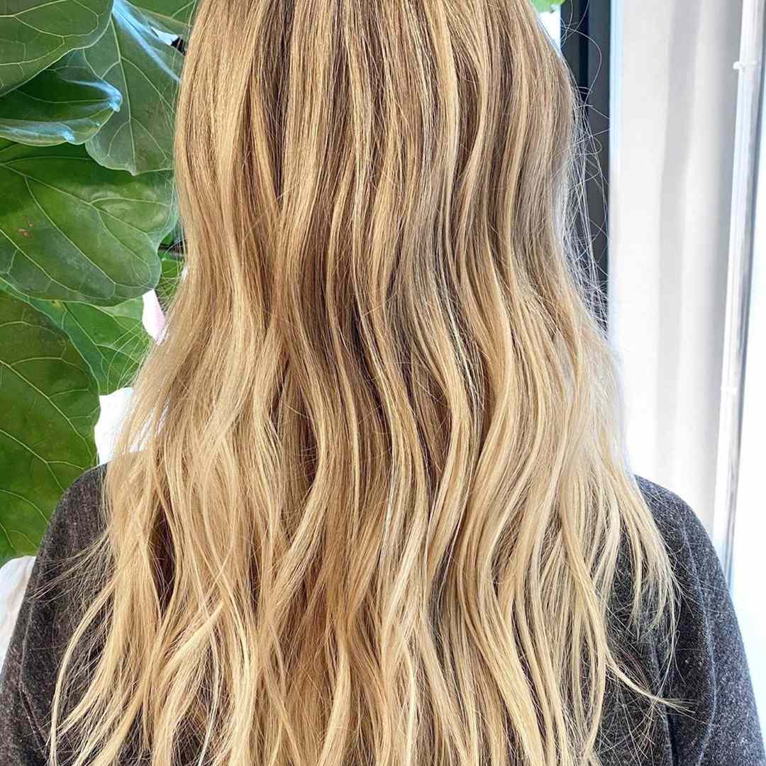 新娘-头发化妆趋势- 2021 -马克-瑞安-沙龙- -住在纹理