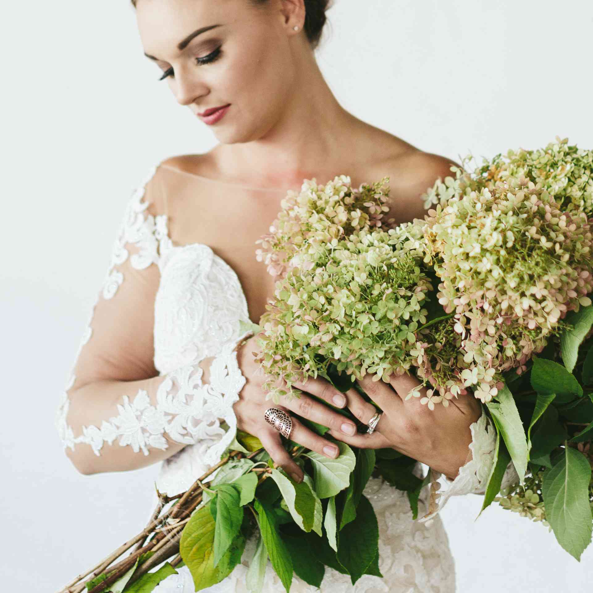 古董绣球花花束