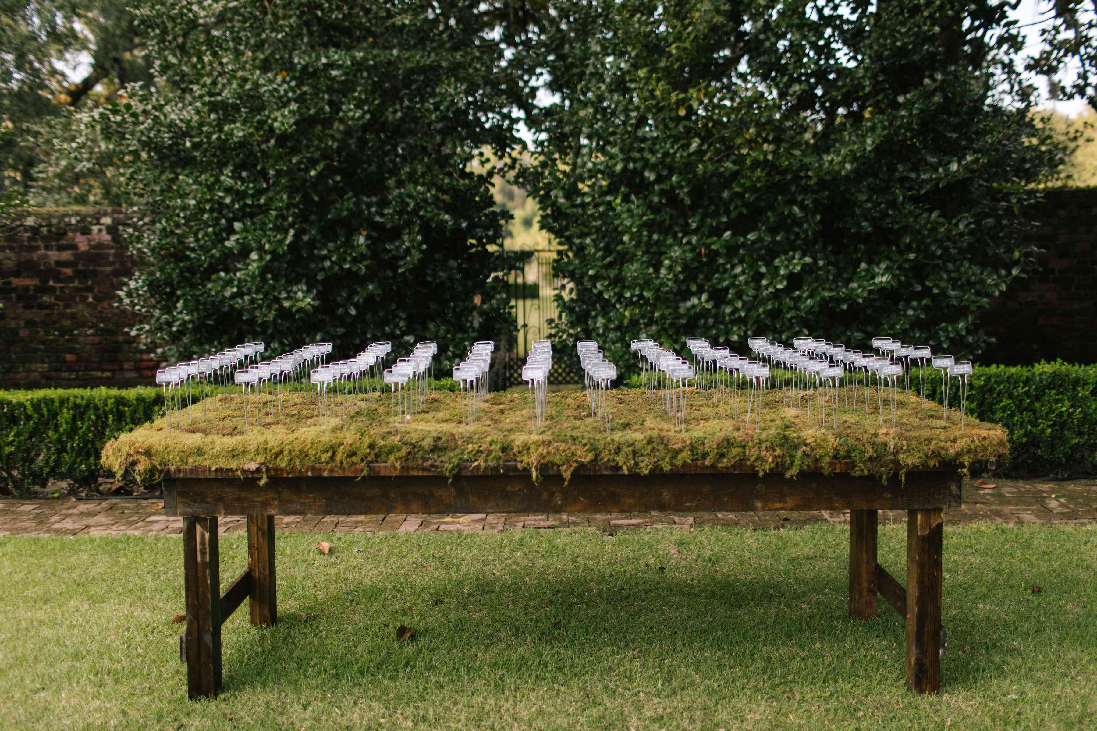 < p >地方座位数< / p > < br > < br >