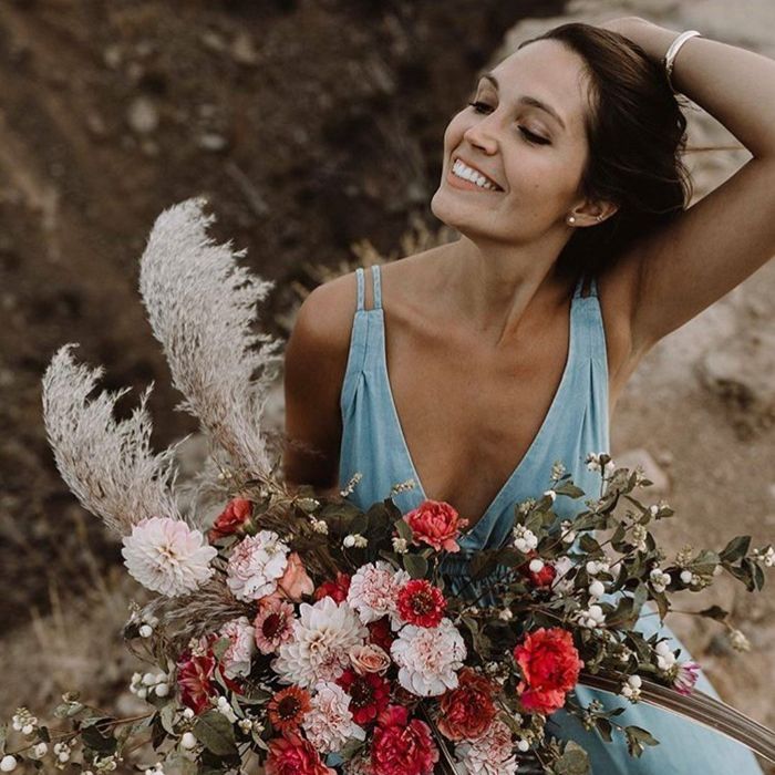 康乃馨婚礼花束