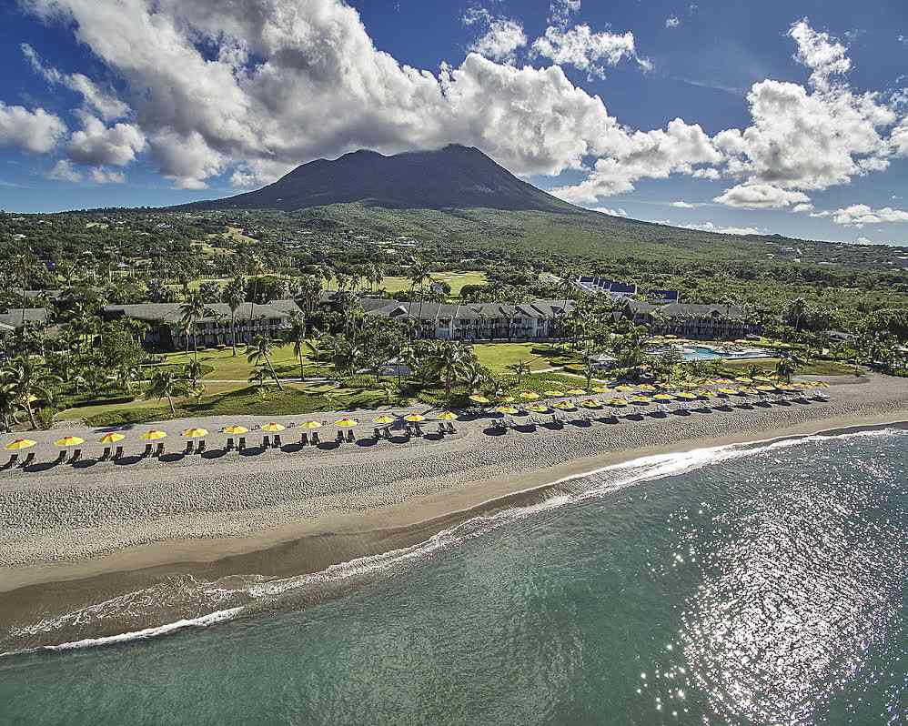 尼维斯四季度假村