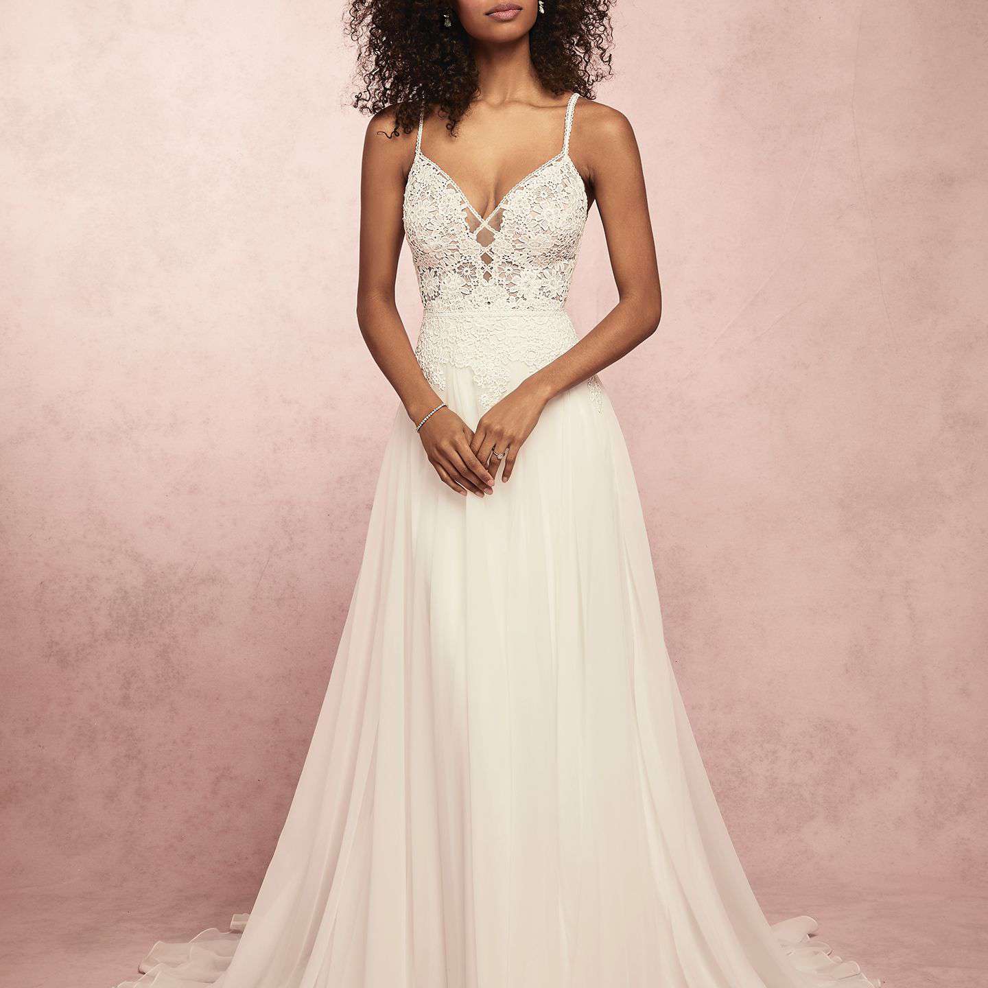 丽贝卡英格拉姆