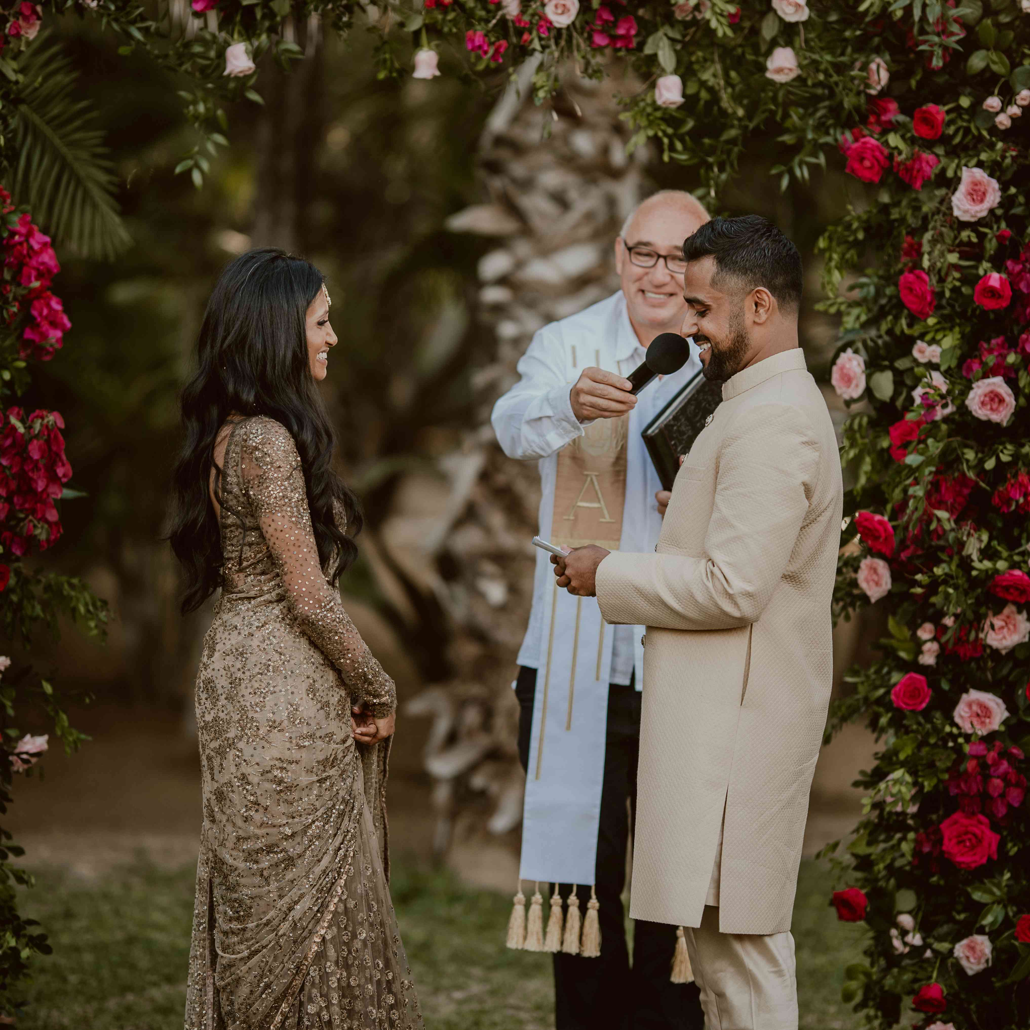 夫妇在仲球上GydF4y2Ba