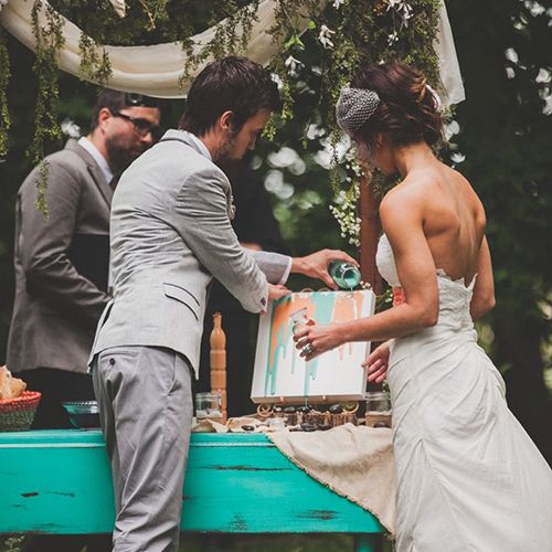 统一孔洞的夫妇绘画