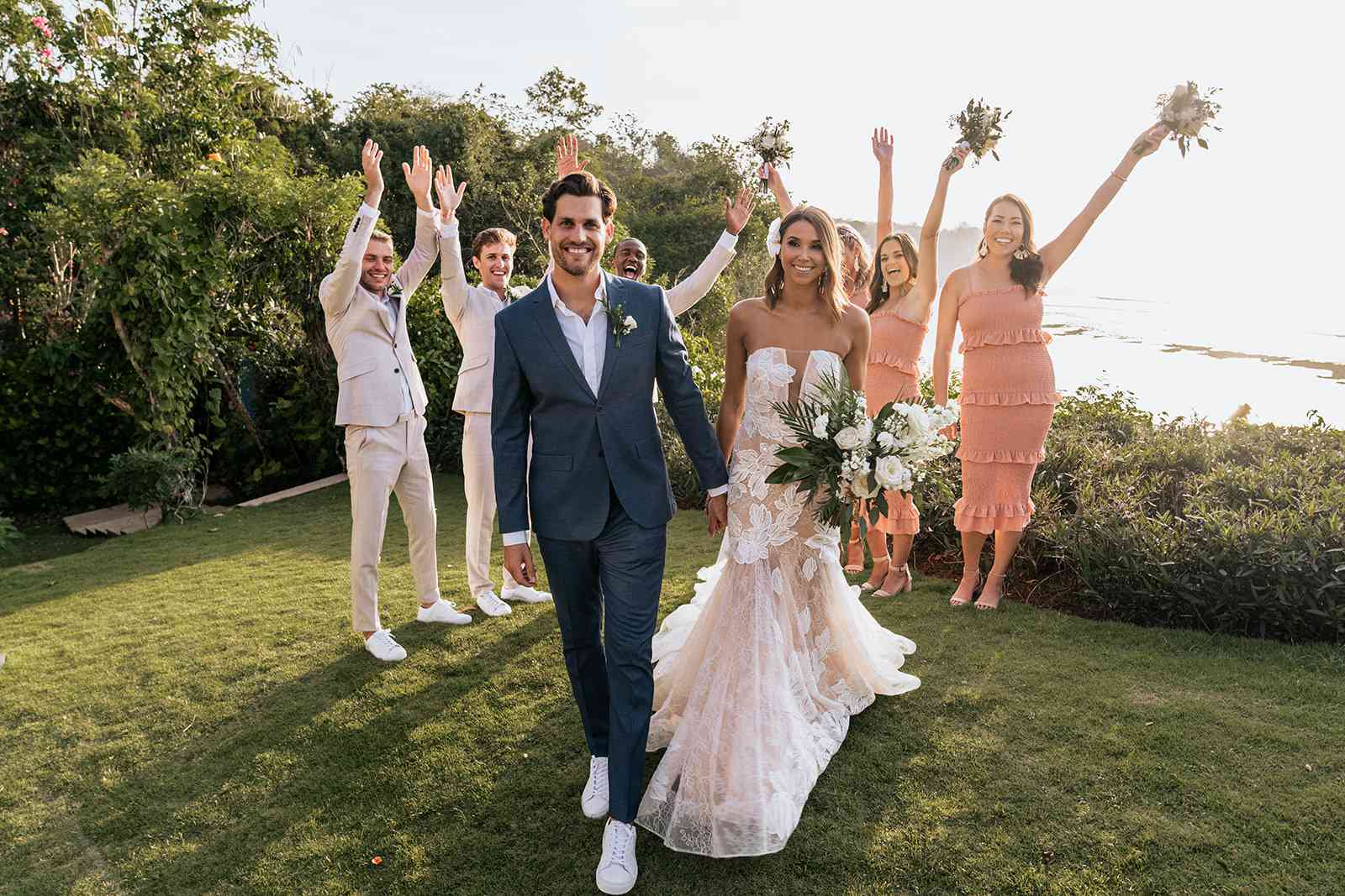 新娘，新郎和婚礼“class=