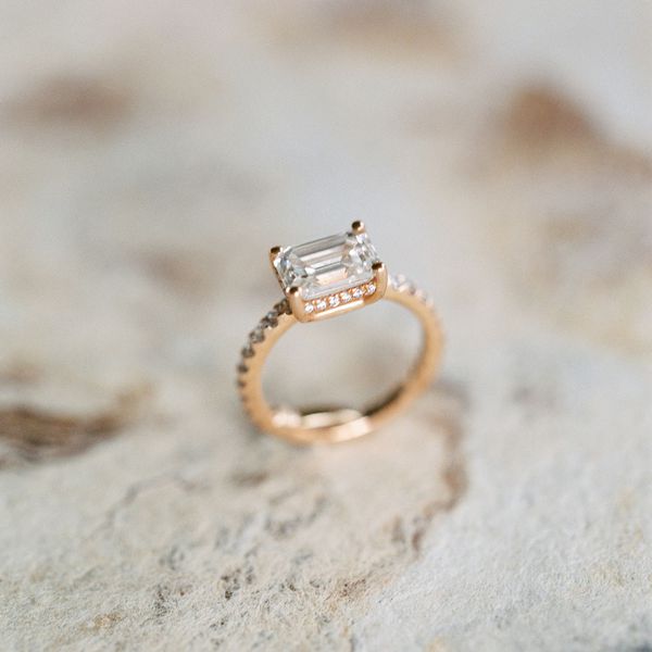 如何确定完美的订婚戒指尺寸188bet官网88bet官网