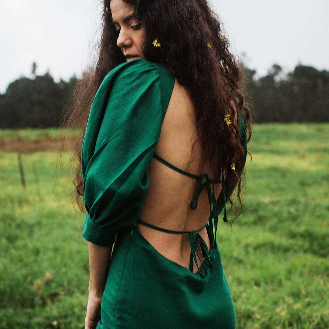 olette siempre verde连衣裙250美元