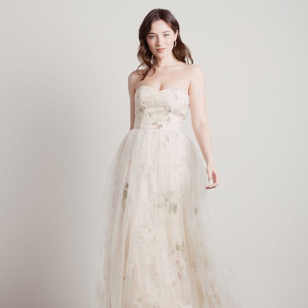 100美元以下的婚纱