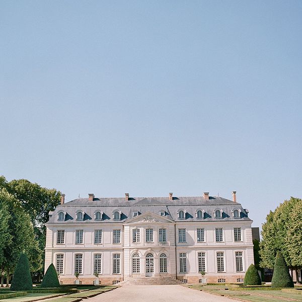 法国城堡，白色外型