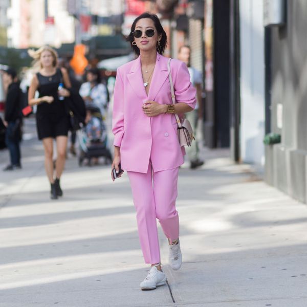 自我保证的女人