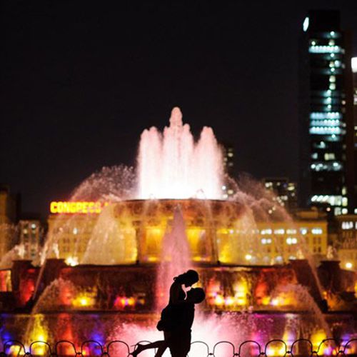 芝加哥订婚照拍摄188bet官网88bet官网地点在白金汉喷泉