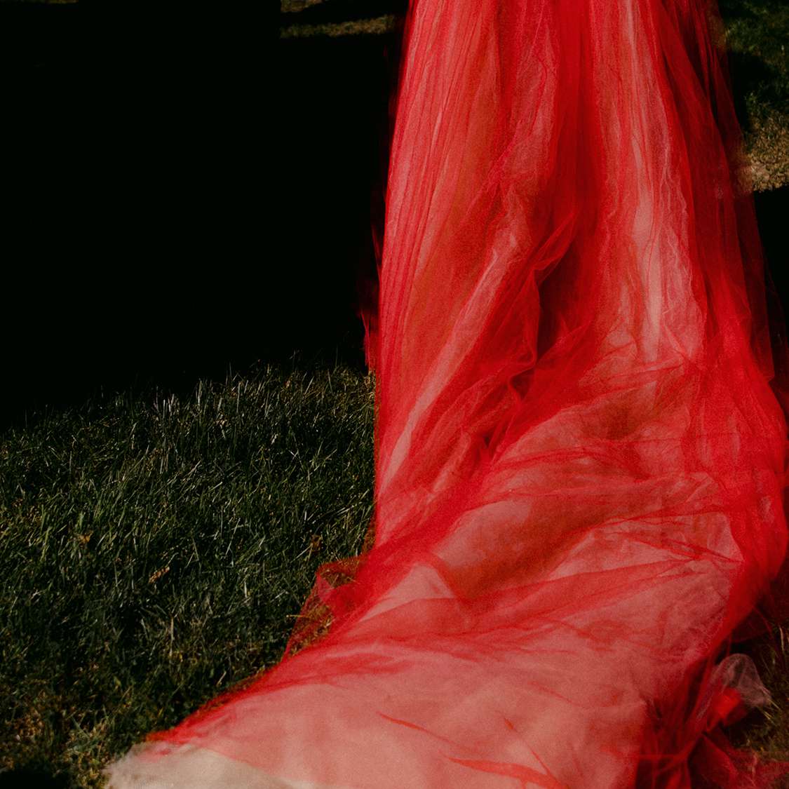 红色婚纱礼服