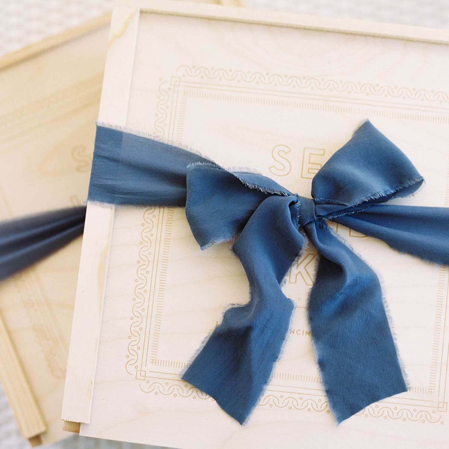 亲密的加利福尼亚婚礼，客人喜欢盒子