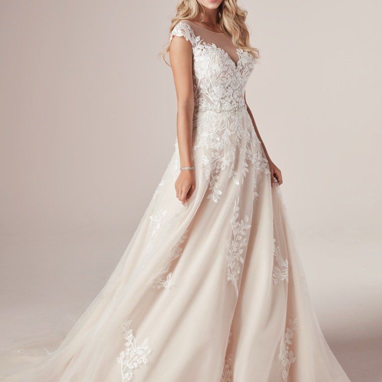 丽贝卡英格拉姆