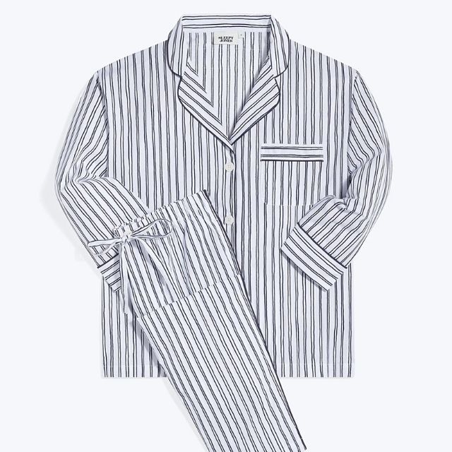 睡眼惺忪的琼斯·玛丽娜和亨利·帕玛西特