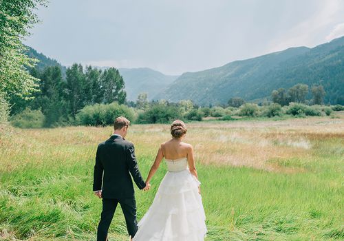 夫妇散步