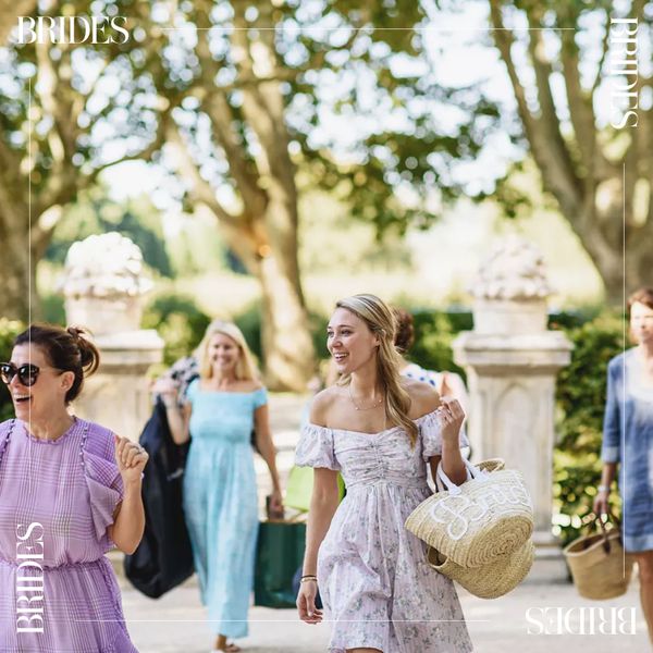 新娘送礼会的客人