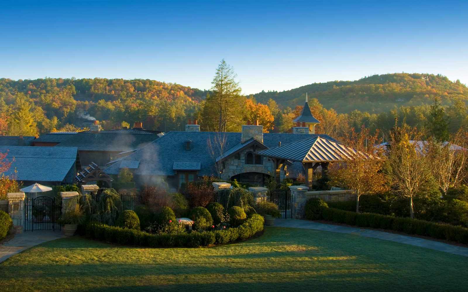 高地的老爱德华兹酒店和水疗中心