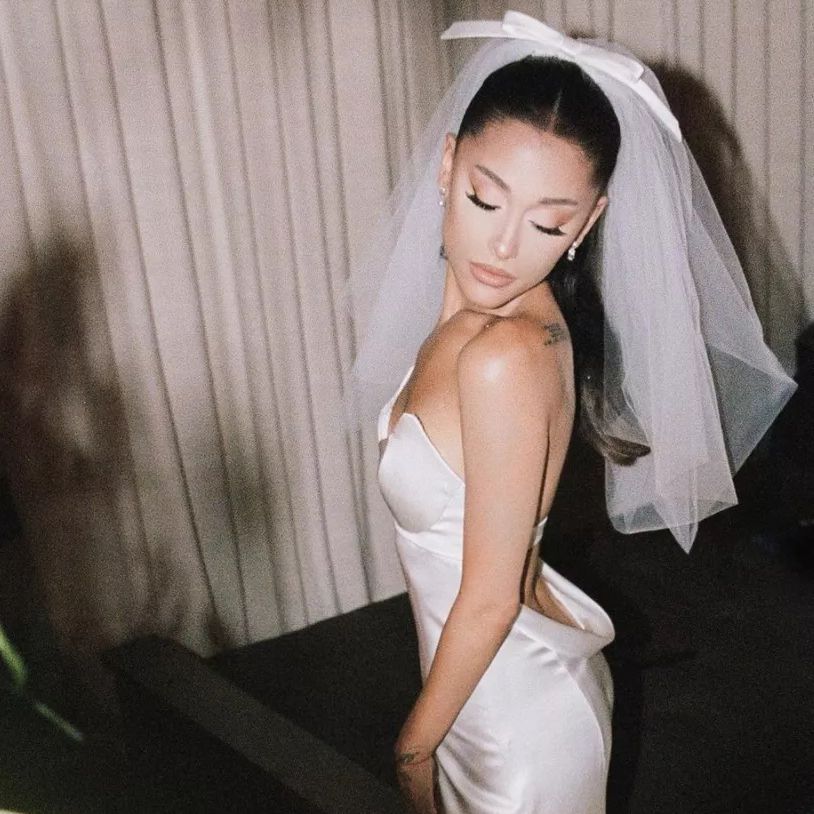 Ariana Grande婚纱