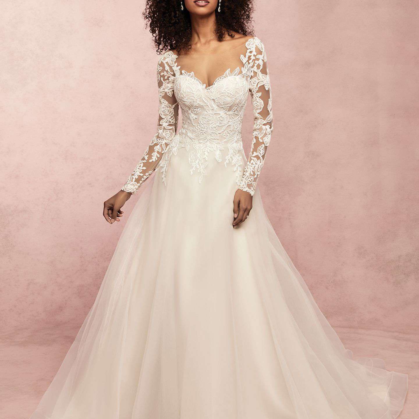 丽贝卡英格拉姆