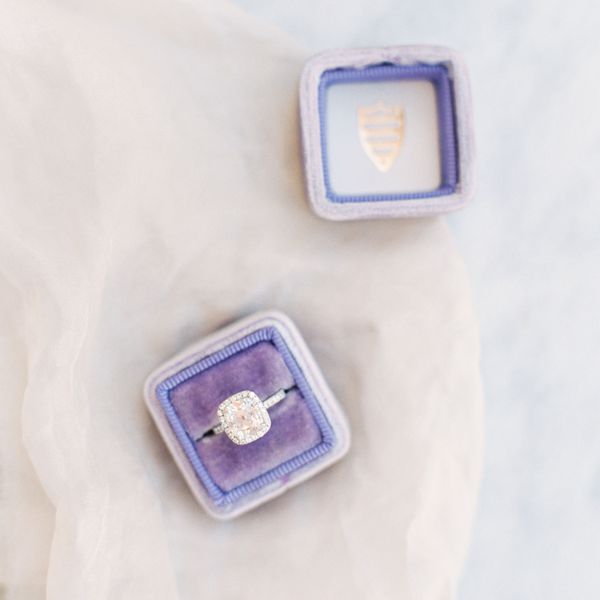 买一枚订婚戒指要花多少钱188bet官网88bet官网