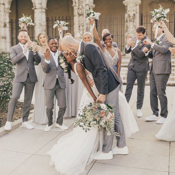 新郎新娘与婚礼派对