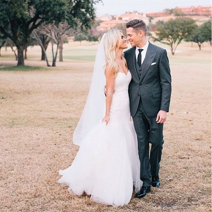 2014年，Lauren Scruggs和Jason Kennedy在Romona Keveza结婚