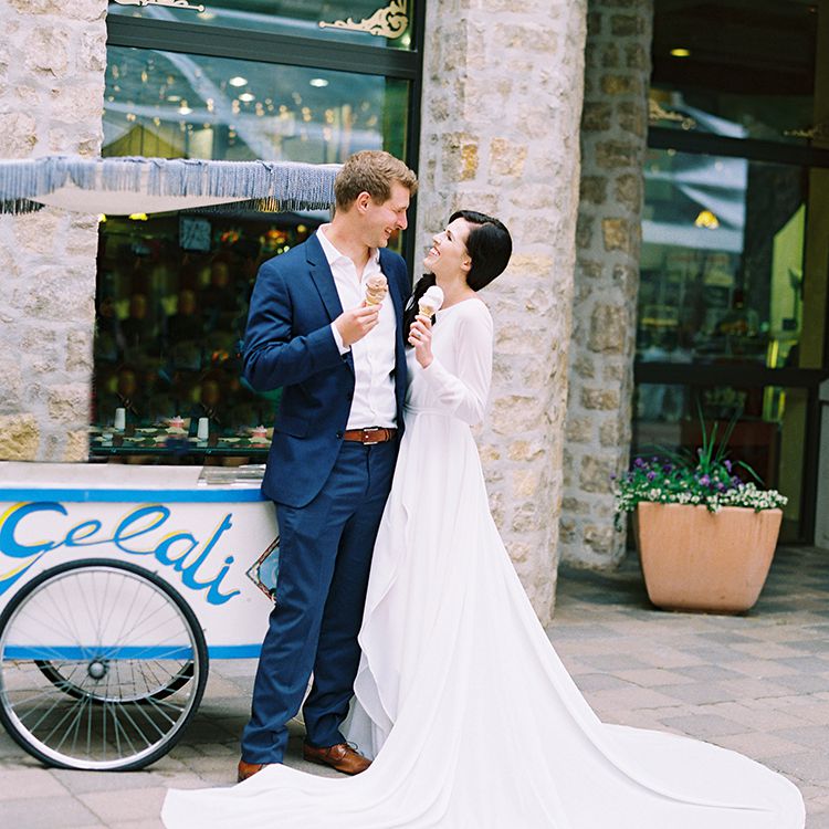 <P>新娘和新郎吃冰淇淋</ P>搜索结果