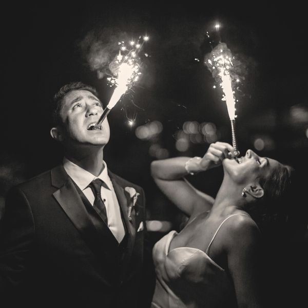 新娘和新郎闪闪发光物