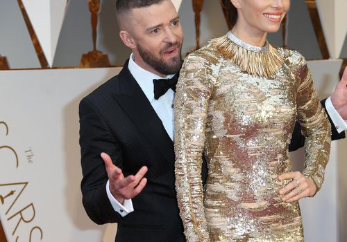 贾斯汀·汀布莱克和杰西卡·贝尔