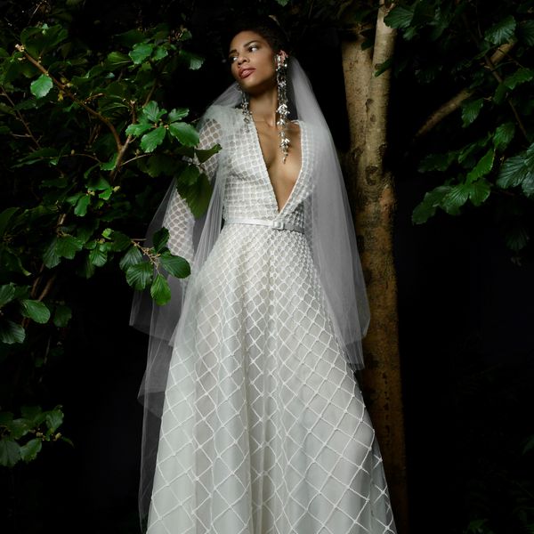 纳伊·姆汗婚纱