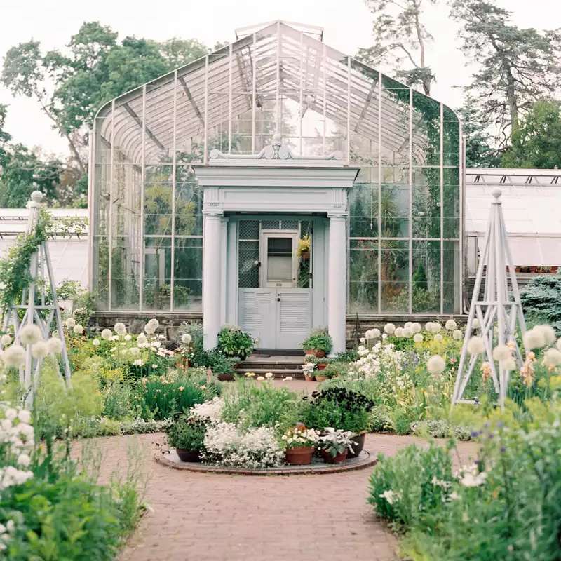 波浪山花园的温室