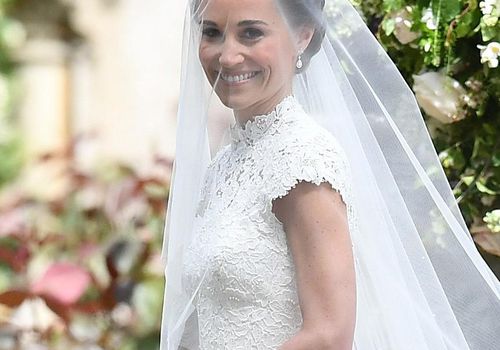 p pippa middleton的婚纱礼服</ p>“class=