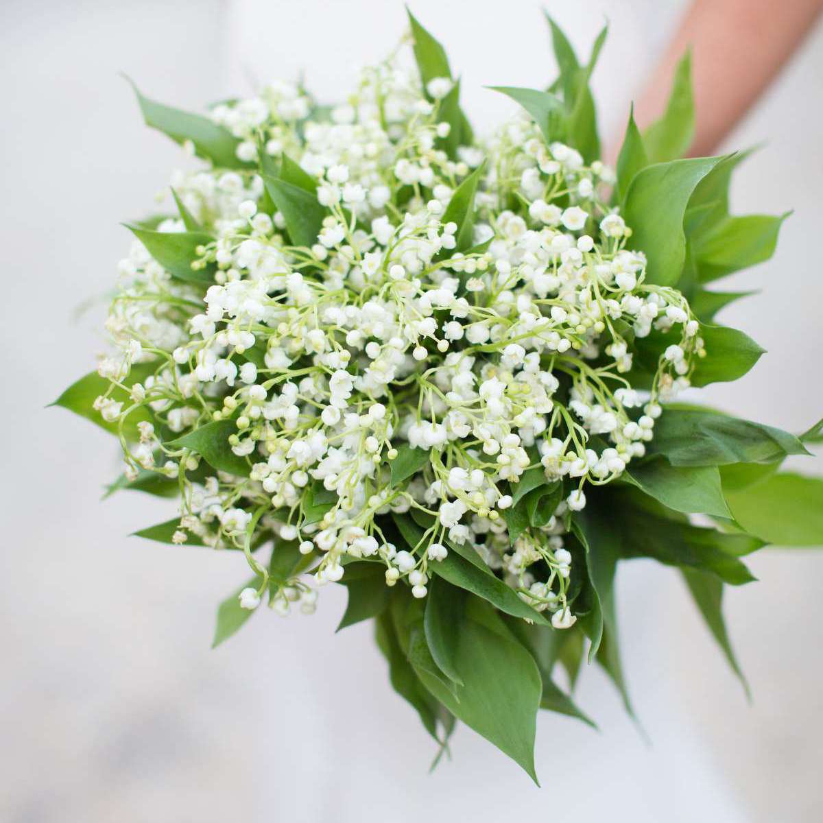 山谷百合婚礼花束