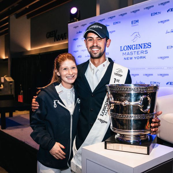 詹妮弗·盖茨和纳塞尔