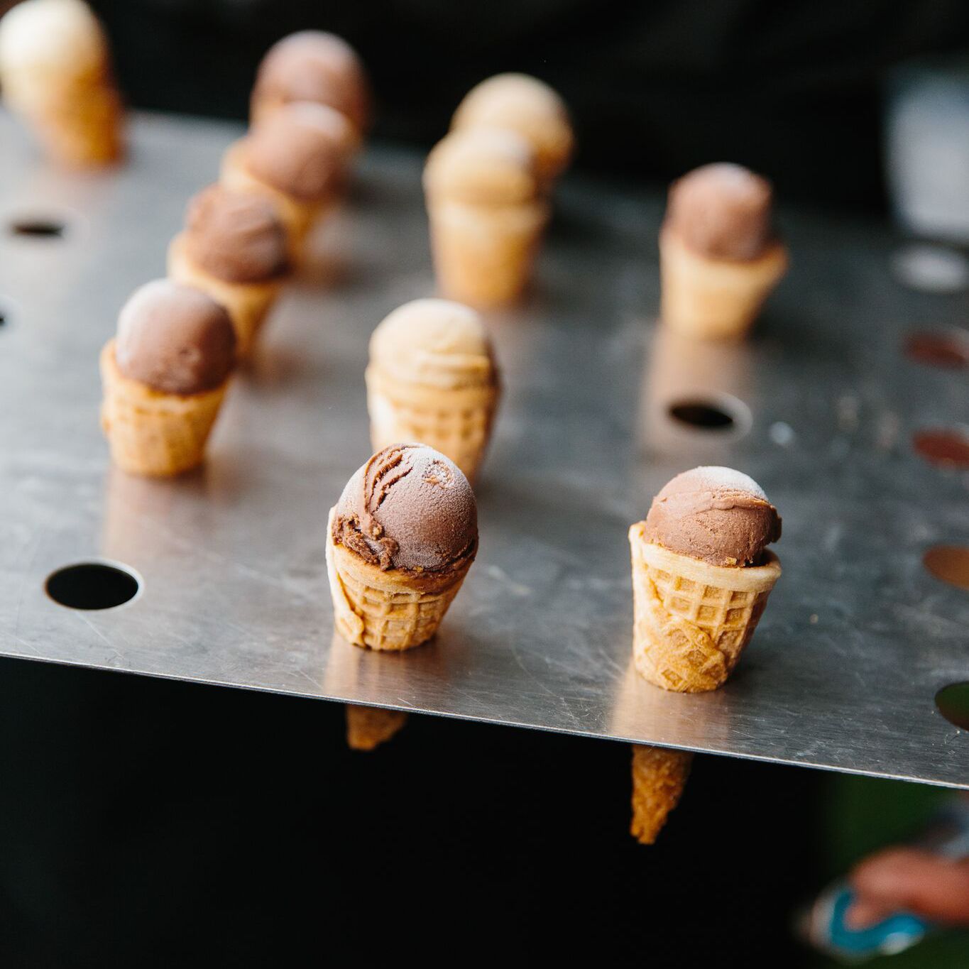 迷你巧克力冰淇淋甜筒