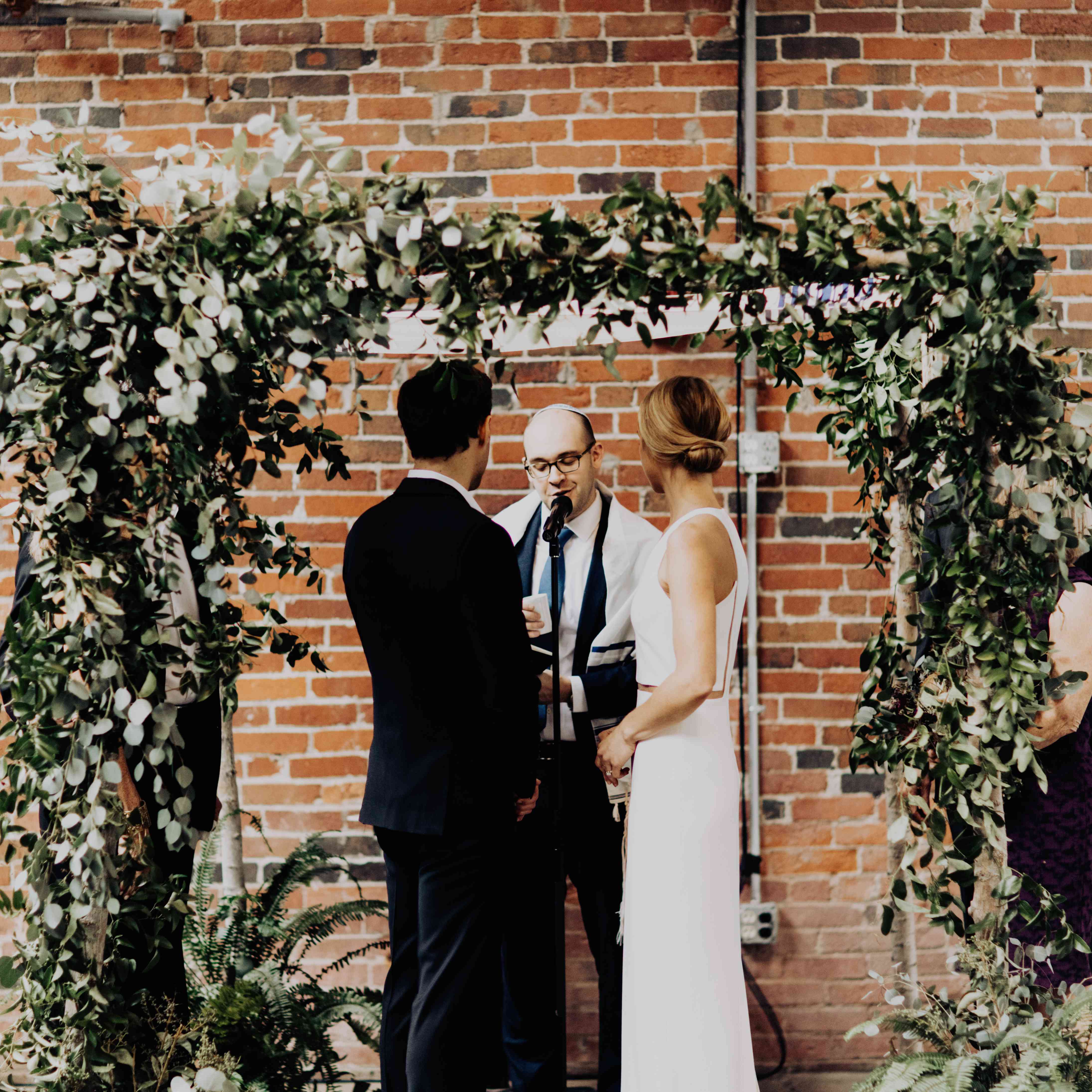 <p>仪式绿化覆盖Chuppah </ p> <br> <br>