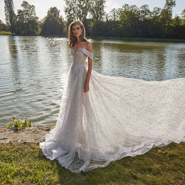 Galia Lahav的Fancy White