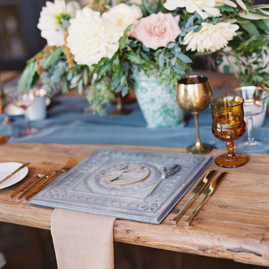 古董瓷砖用于浪漫意大利别墅的灵感表达式