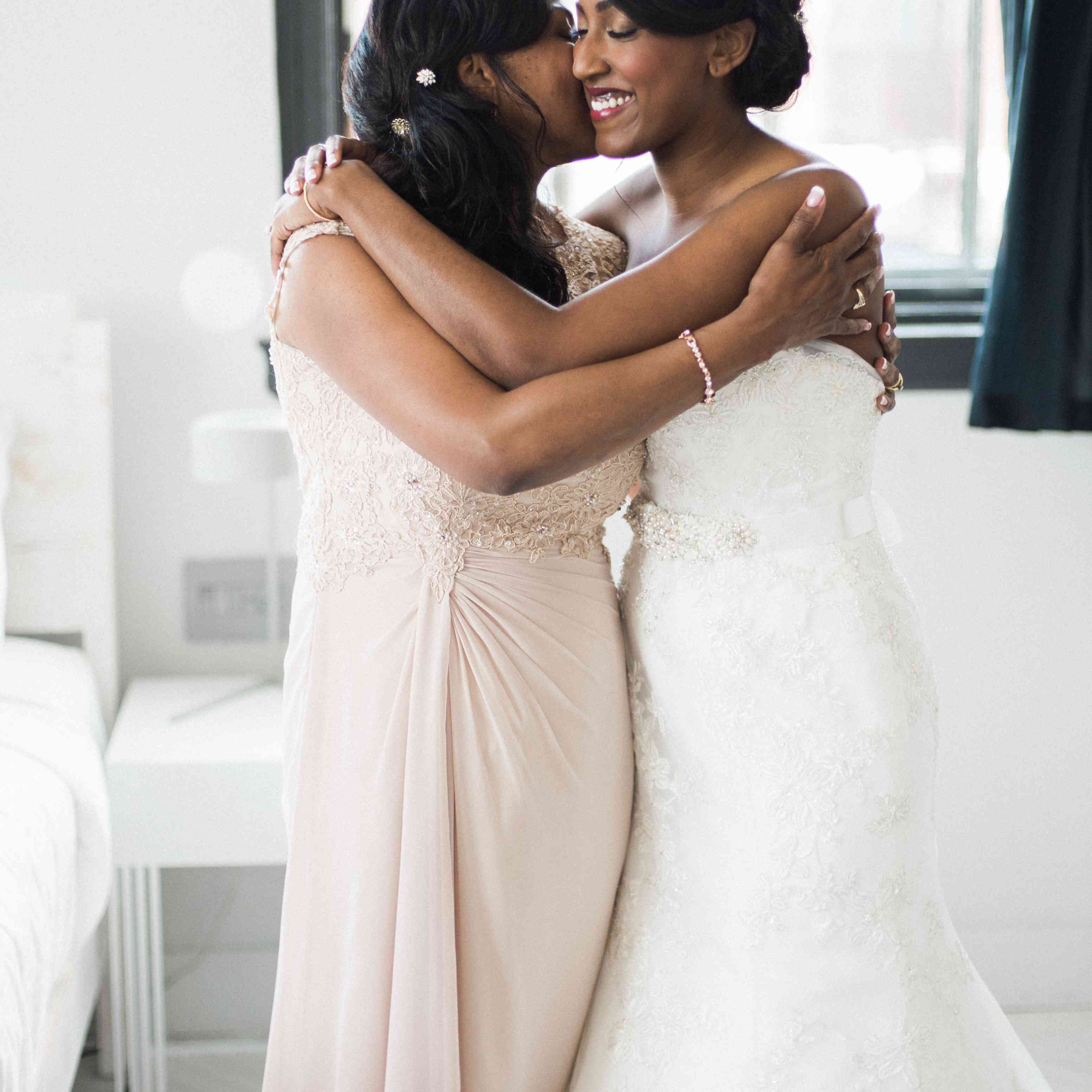 新娘和她的母亲