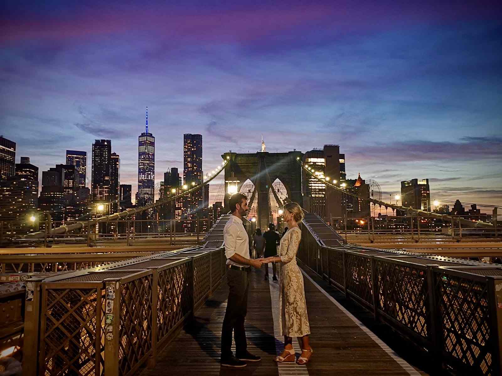 夫妇布鲁克林大桥