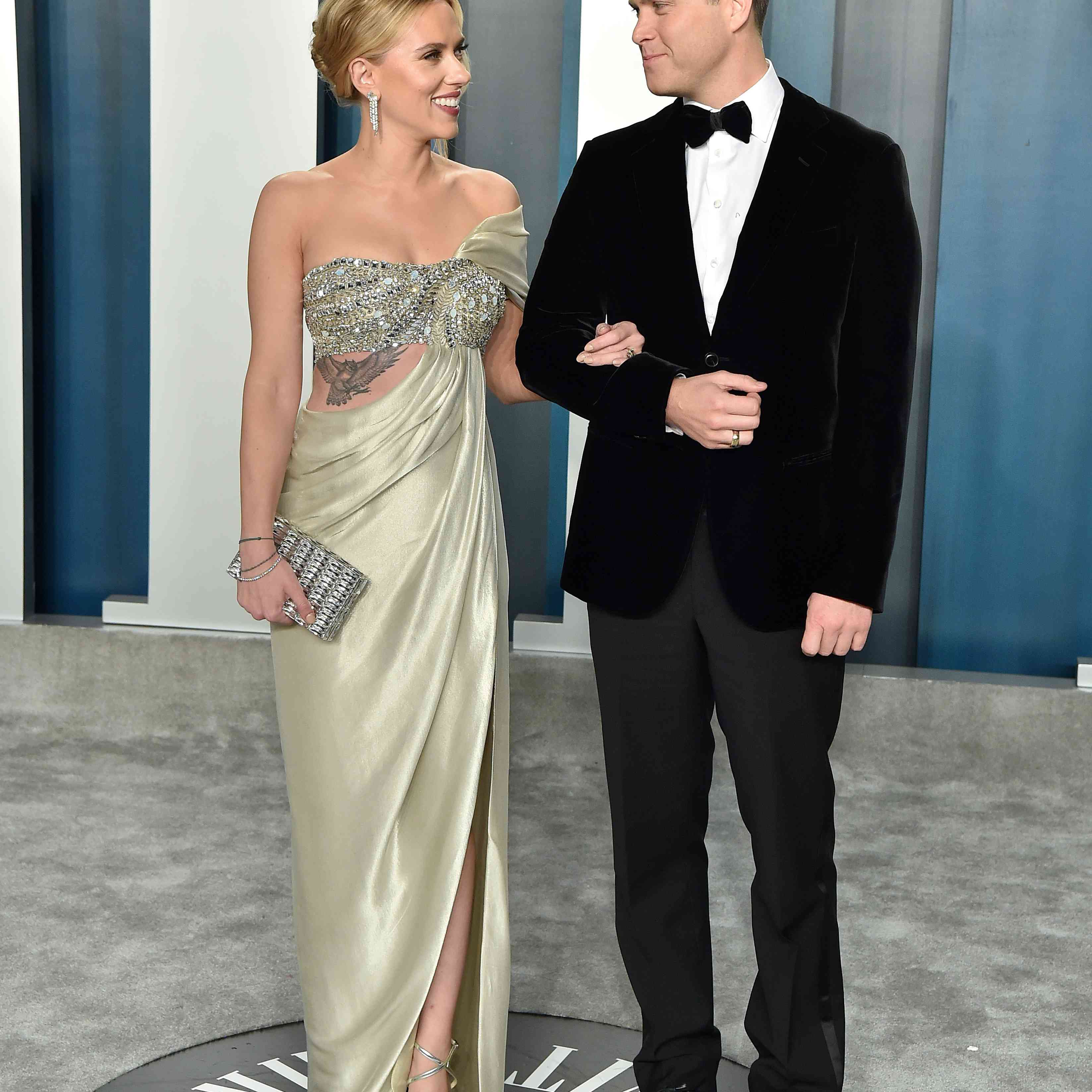 科林Jost和Scarlett Johansson Vanity Fair奥斯卡派对