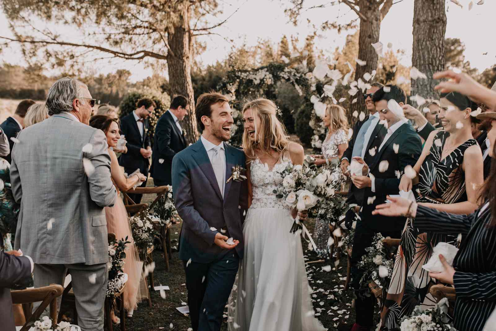 新婚夫妇＂class=