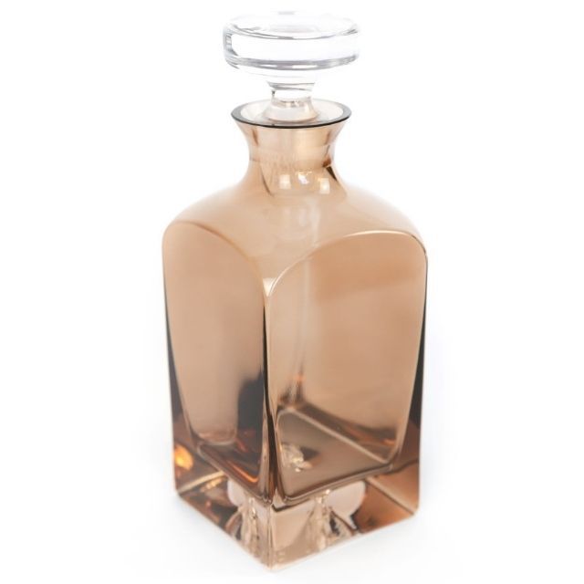 琥珀色的滗水器