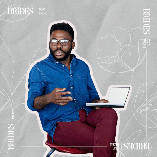 照片合成的顾问提供建议，一对夫妇在交谈，和半折叠的笔记本电脑＂class=