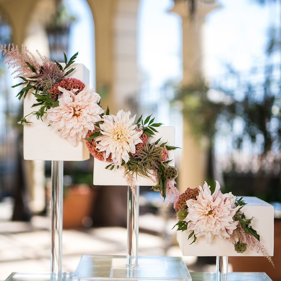 方形单层婚礼蛋糕